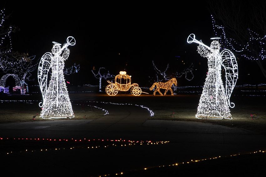Christmas Light Displays of Two Angels with Trumpets and a Horse-Drawn Carriage